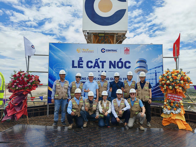 Cất nóc đài kiểm soát không lưu, Cảng hàng không Quảng Trị tăng tốc tiến độ
