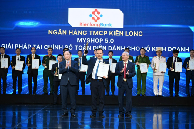 KienlongBank và MyShop 5.0 thắng lớn tại Giải thưởng Chuyển đổi số 2026